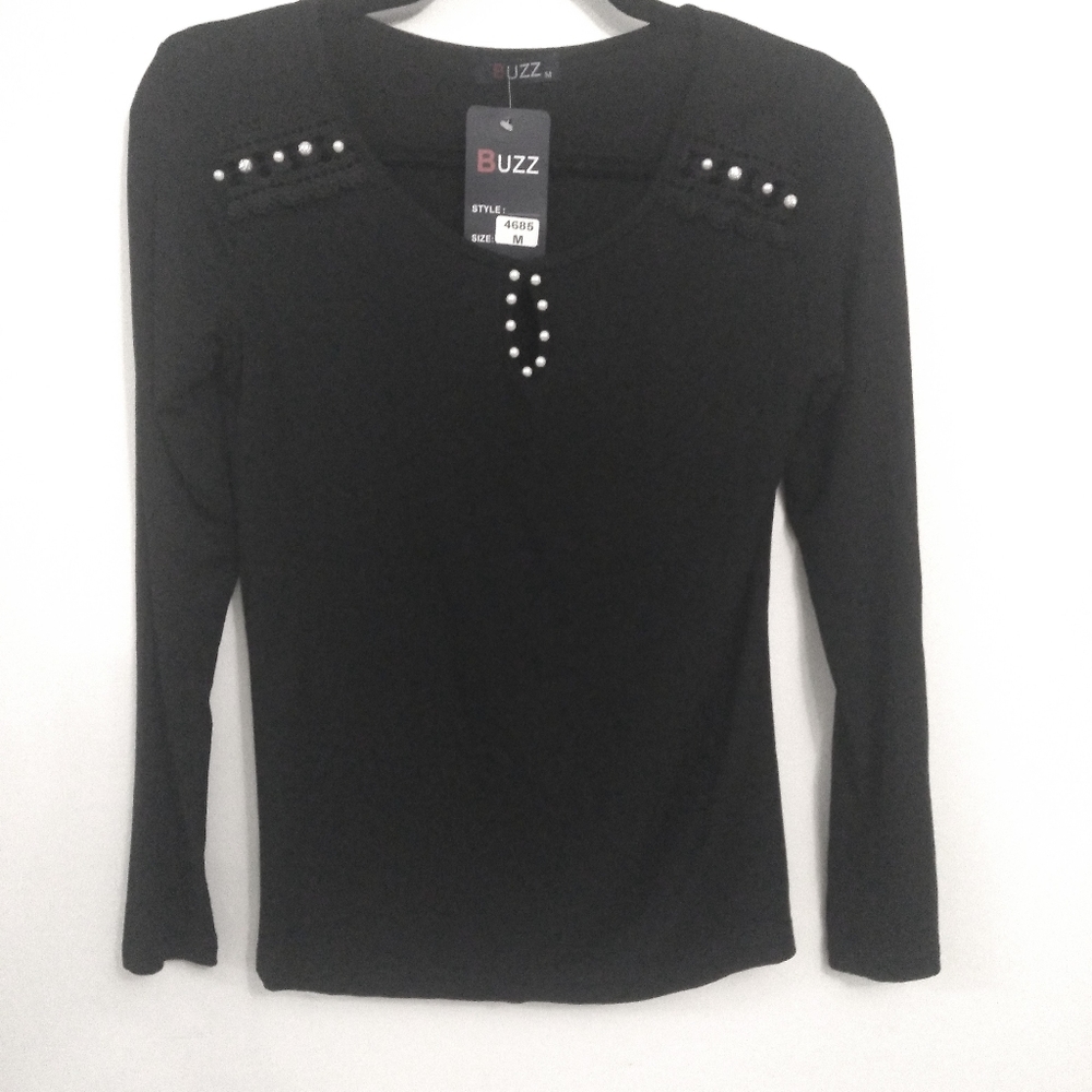 Buzz, Black Pear detail Top